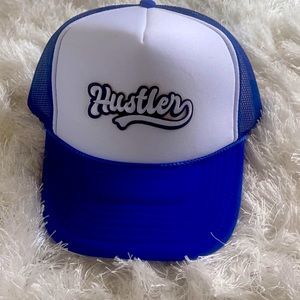 Trucker hat